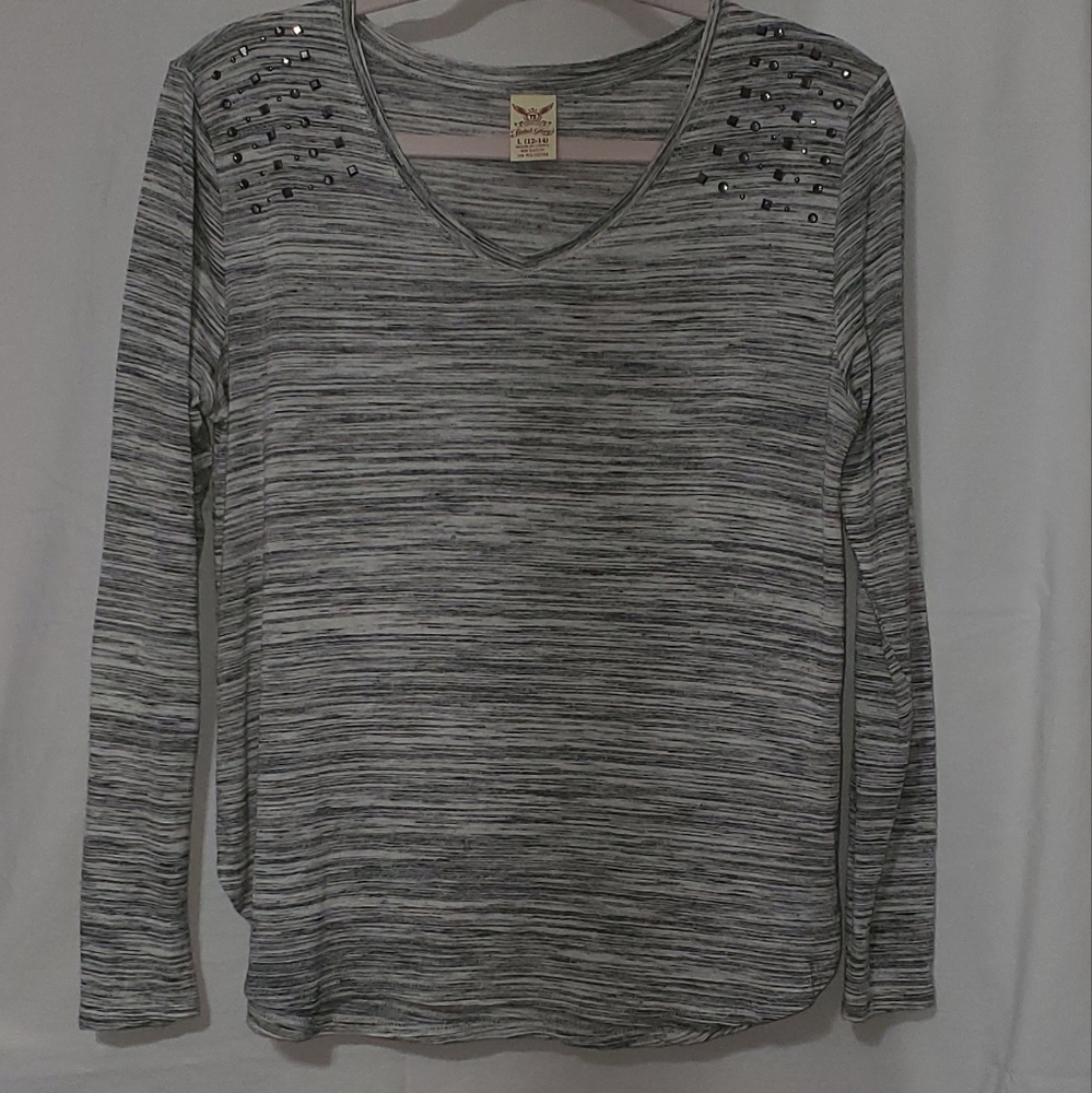 Gray and white long sleeve with studs